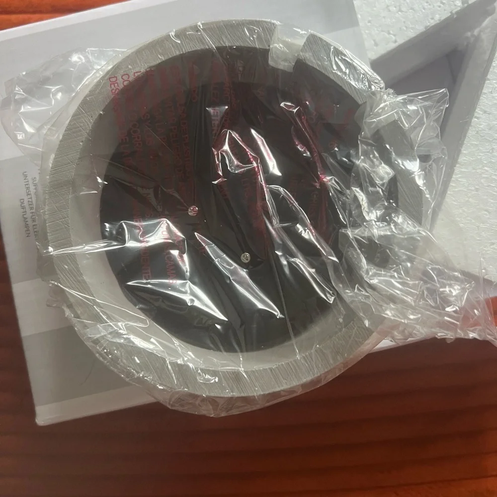 NIB Scentsy Tracks Warmer Stand - Picture 2 of 8